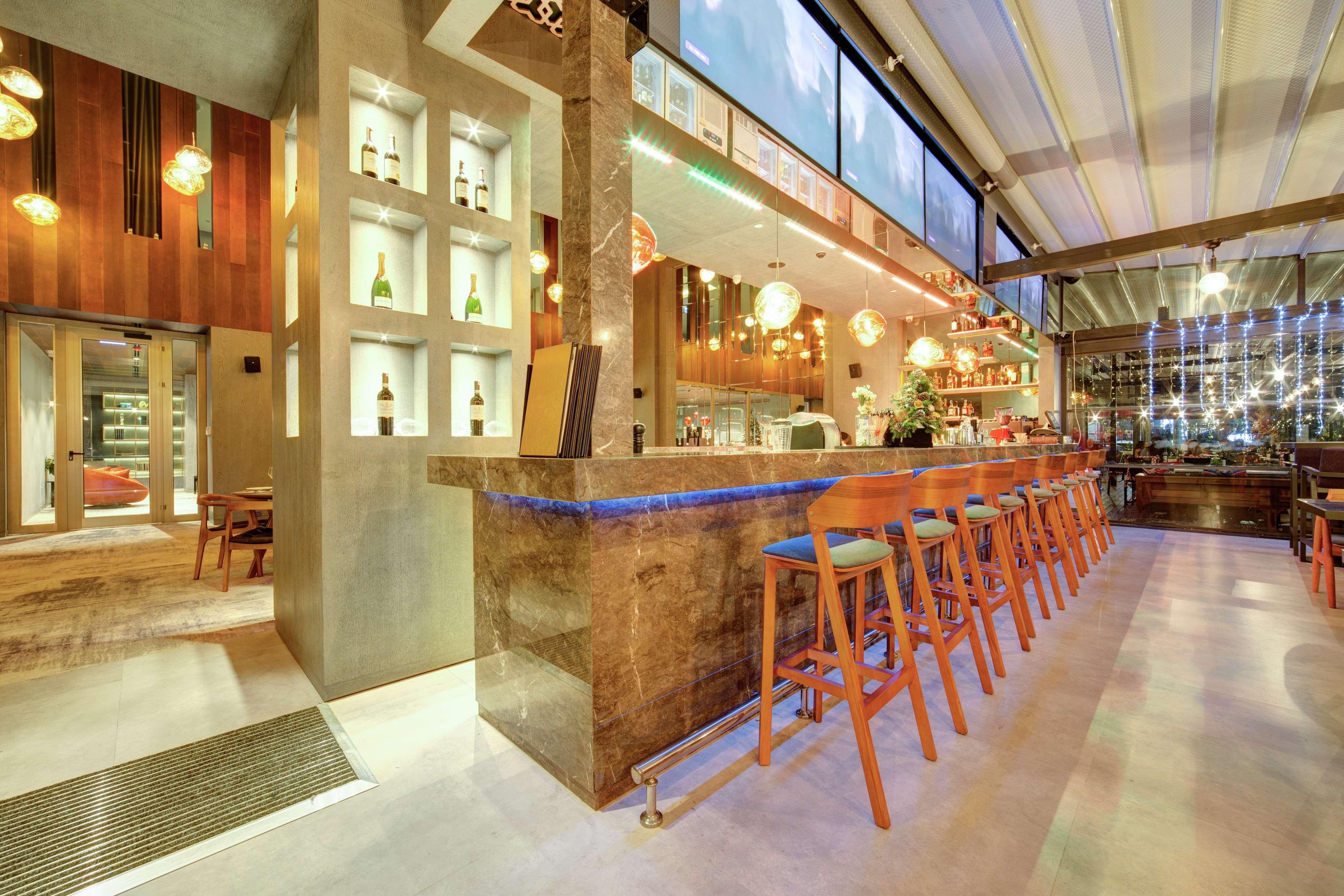 Hotel Doubletree By Hilton Adana Exterior foto