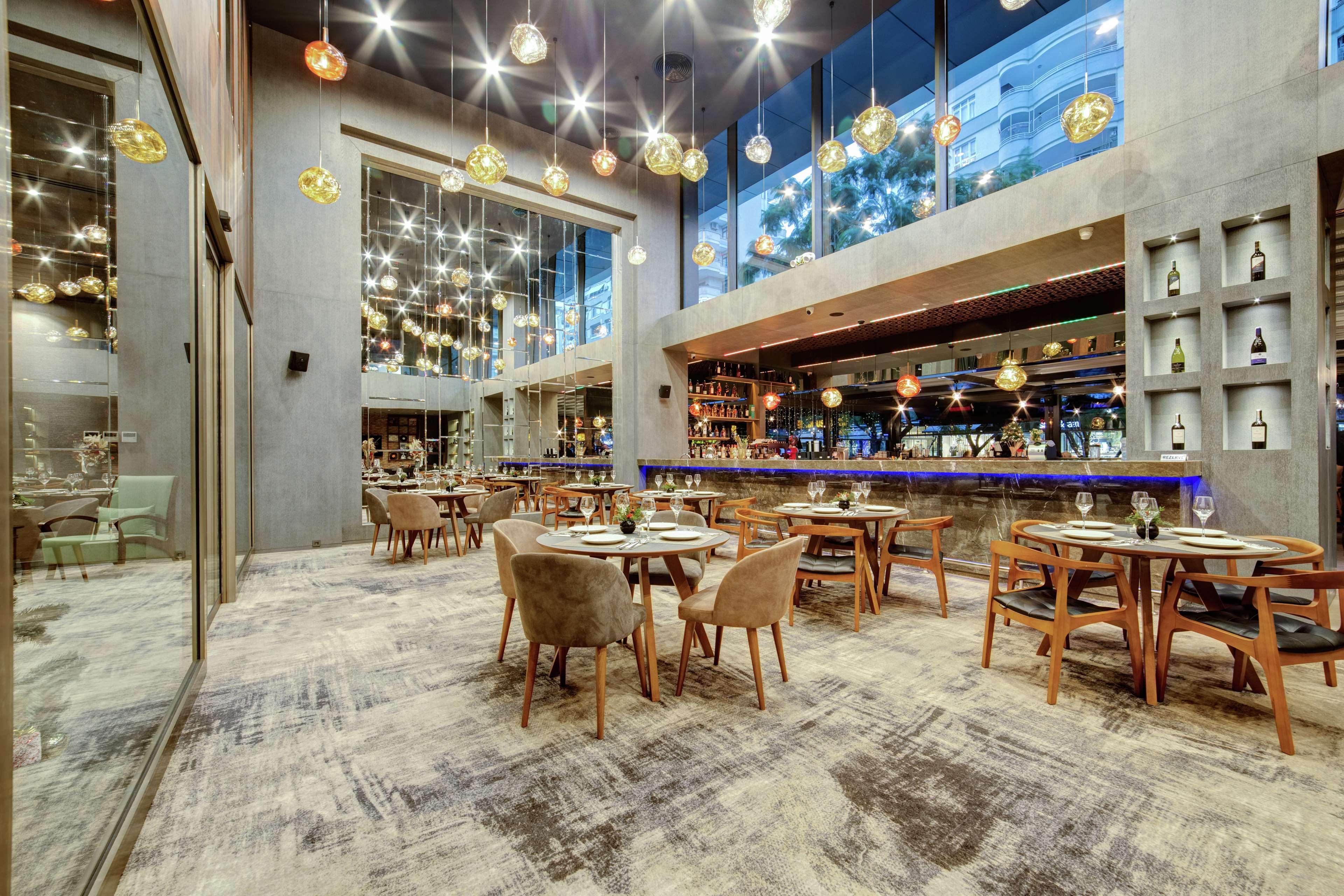 Hotel Doubletree By Hilton Adana Exterior foto