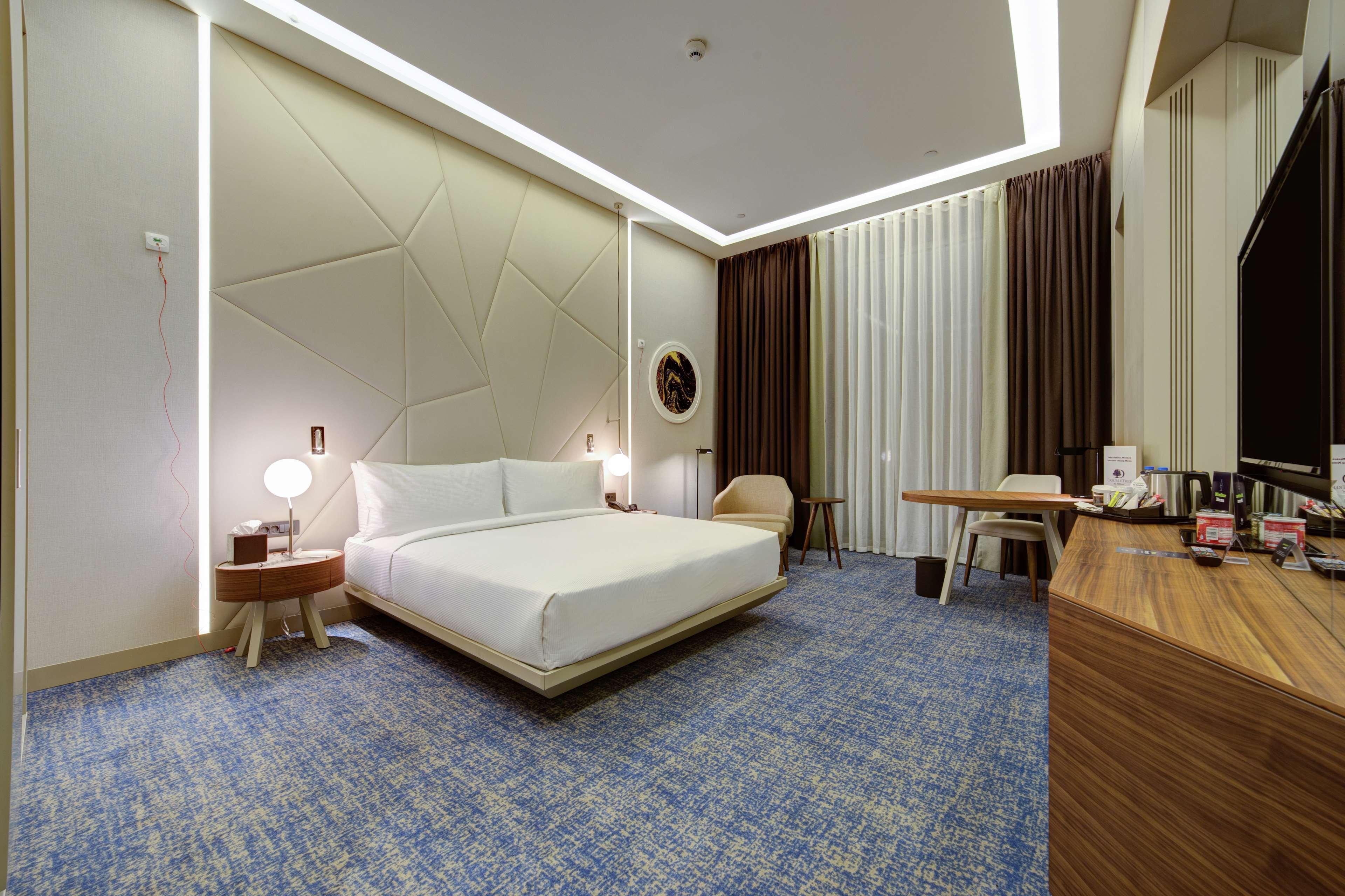 Hotel Doubletree By Hilton Adana Exterior foto