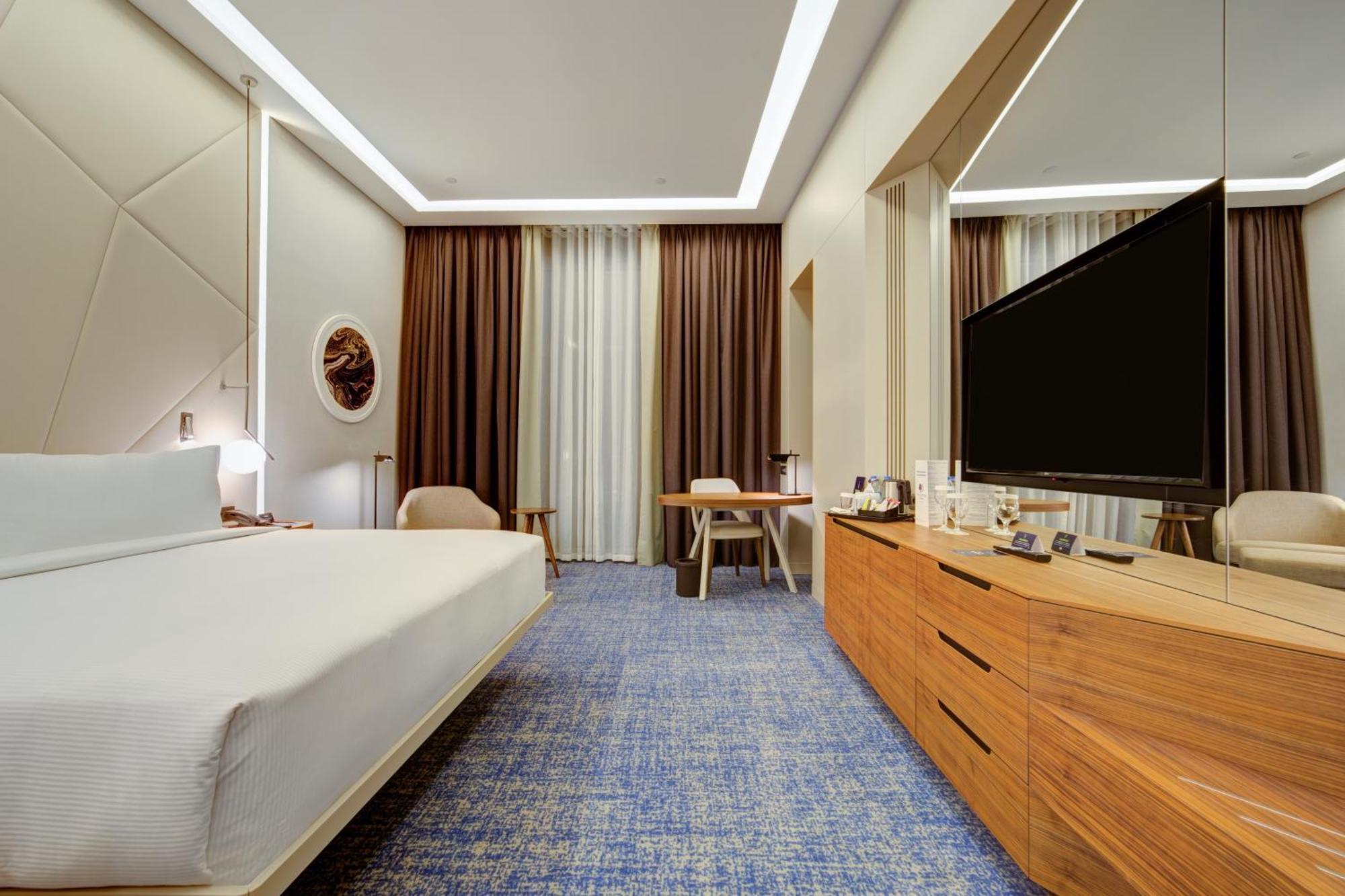 Hotel Doubletree By Hilton Adana Exterior foto