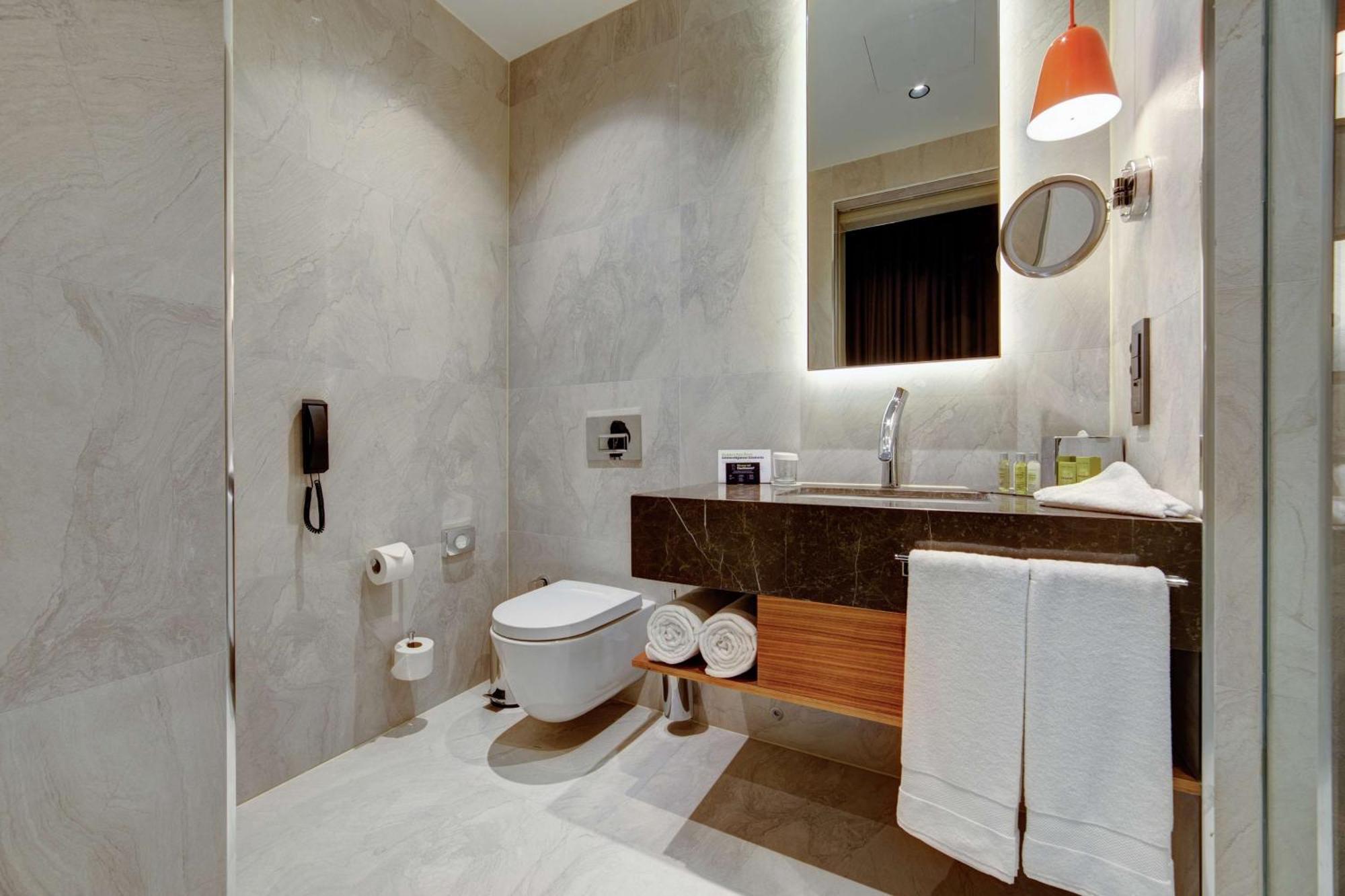 Hotel Doubletree By Hilton Adana Exterior foto