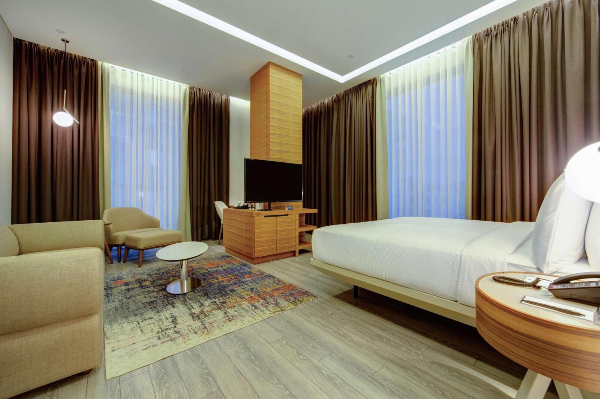 Hotel Doubletree By Hilton Adana Exterior foto