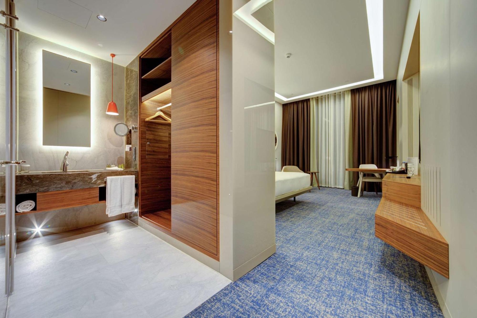 Hotel Doubletree By Hilton Adana Exterior foto