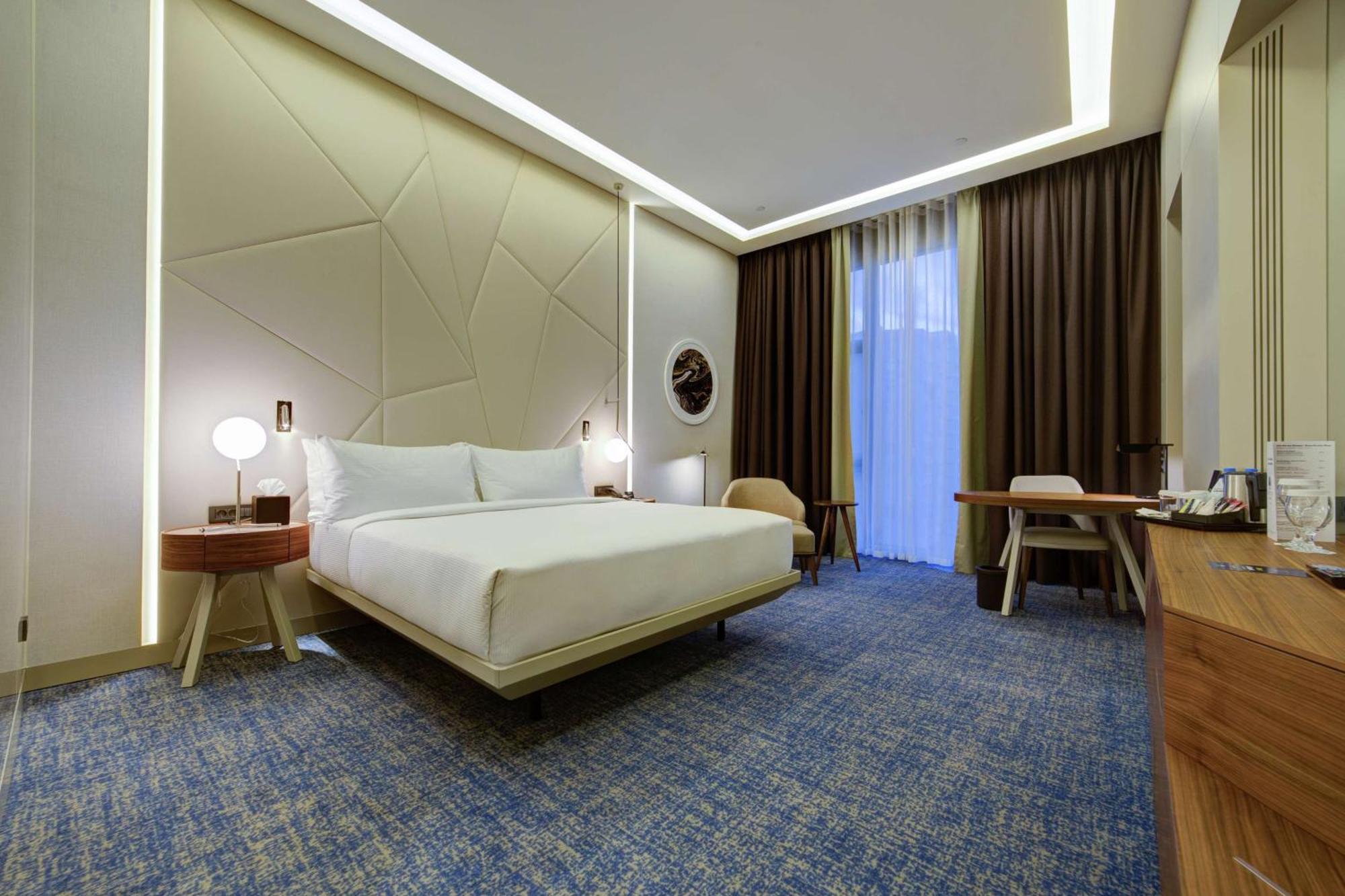 Hotel Doubletree By Hilton Adana Exterior foto