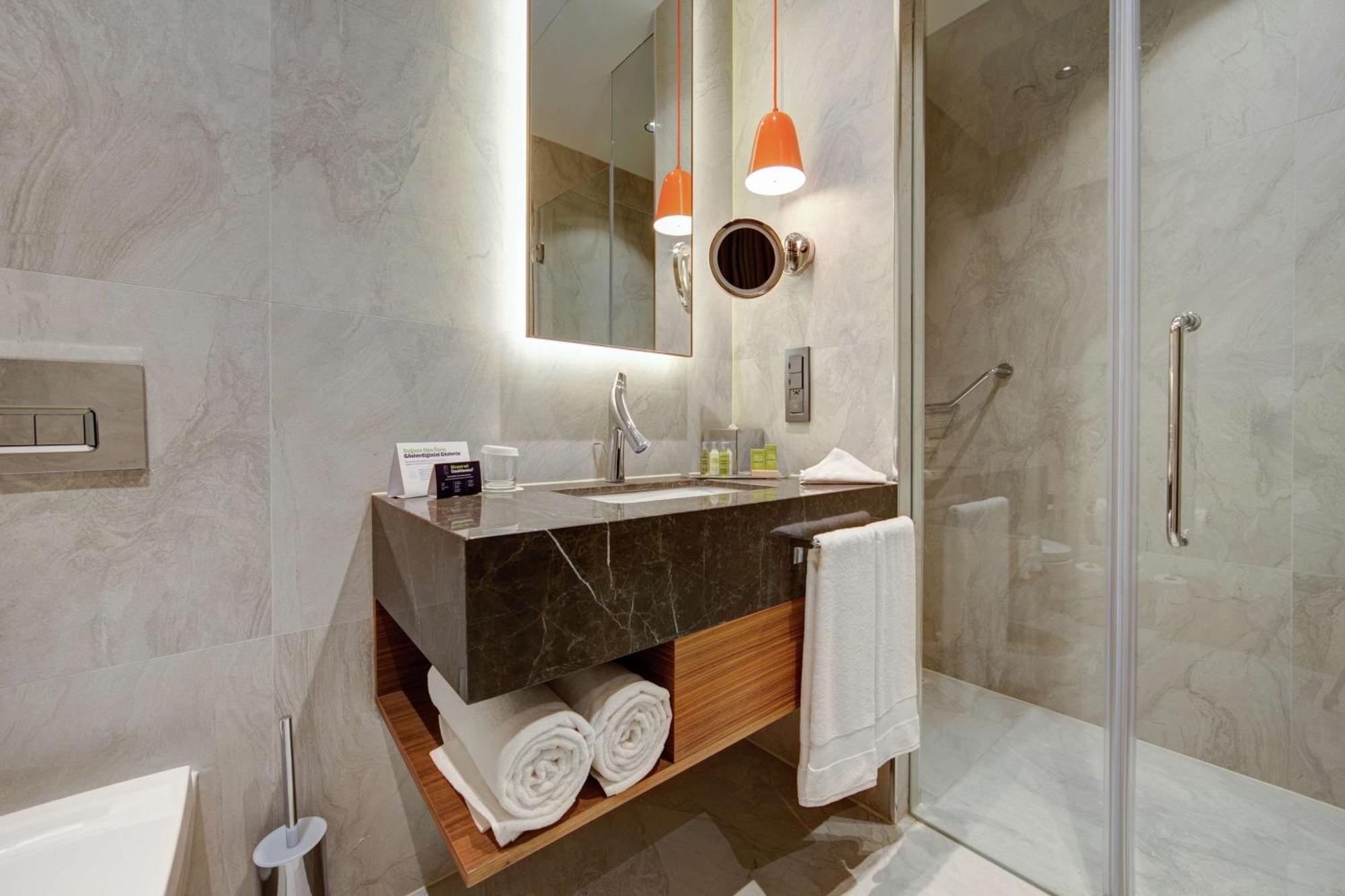 Hotel Doubletree By Hilton Adana Exterior foto